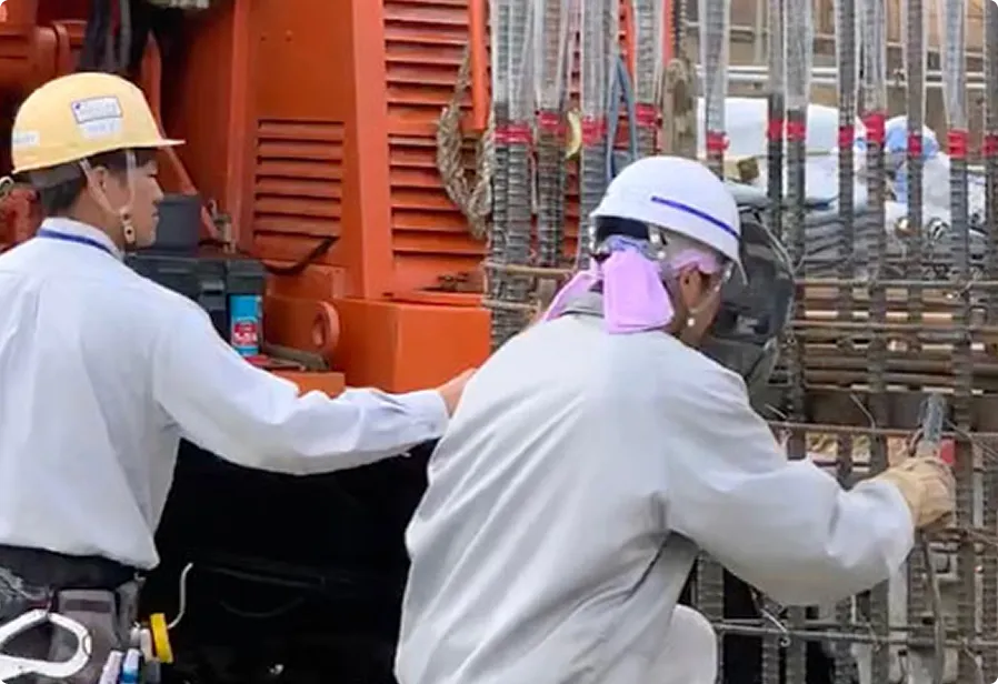 鉄筋かご建込み